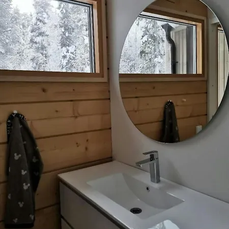 Spacious For 8 With Sauna Apartman